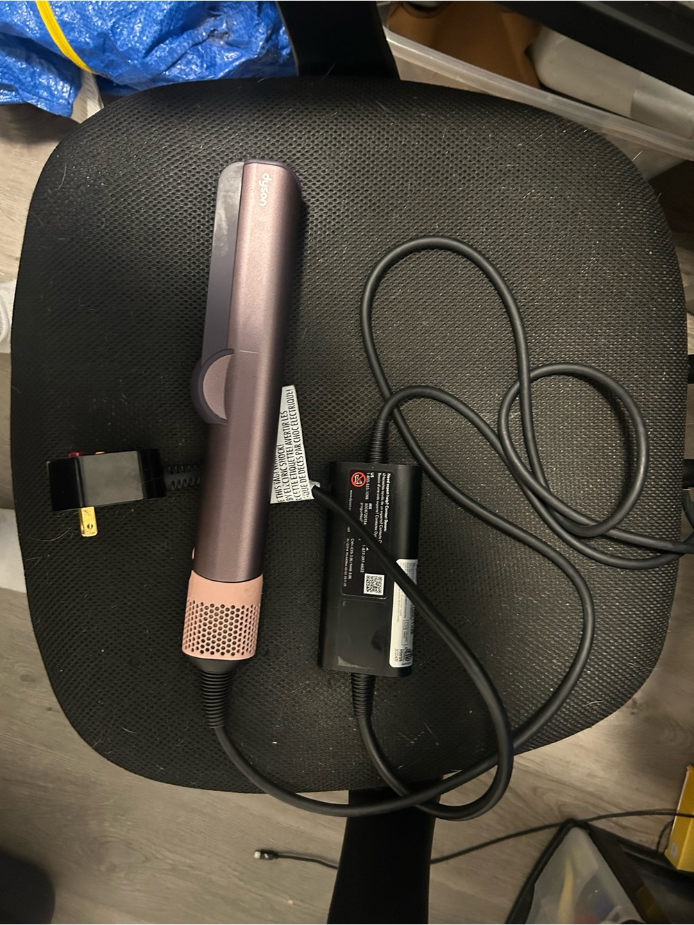Dyson Airstrait